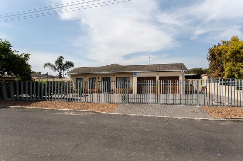 3 Bedroom Property for Sale in Brandwag Western Cape